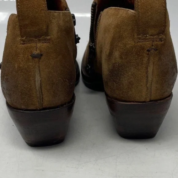 Frye Women’s Distressed Sacha Light Brown Leather Zip Ankle Shootie - Picture 4 of 5